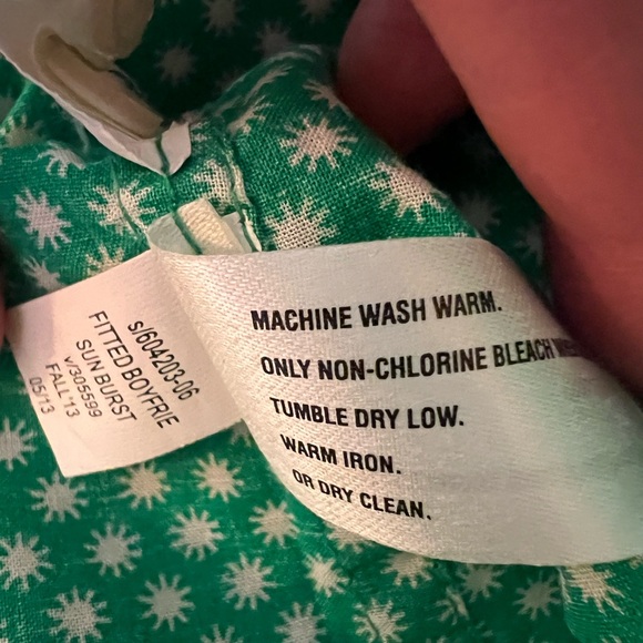 Gap fitted boyfriend button down shirt - Picture 9 of 10